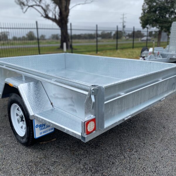 Durable Hot Dipped Galvanised Box Trailer 1600kg - RivSteel