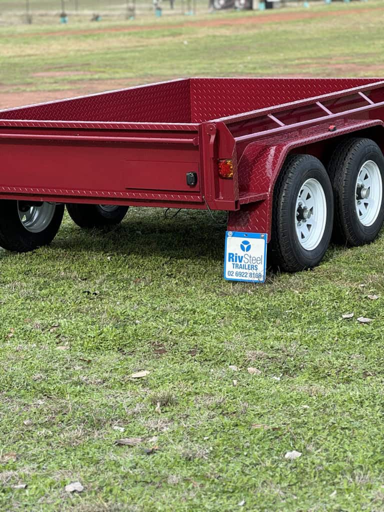 Heavy-Duty Rivsteel Tandem Axle Box Trailer - 2800kg Capacity